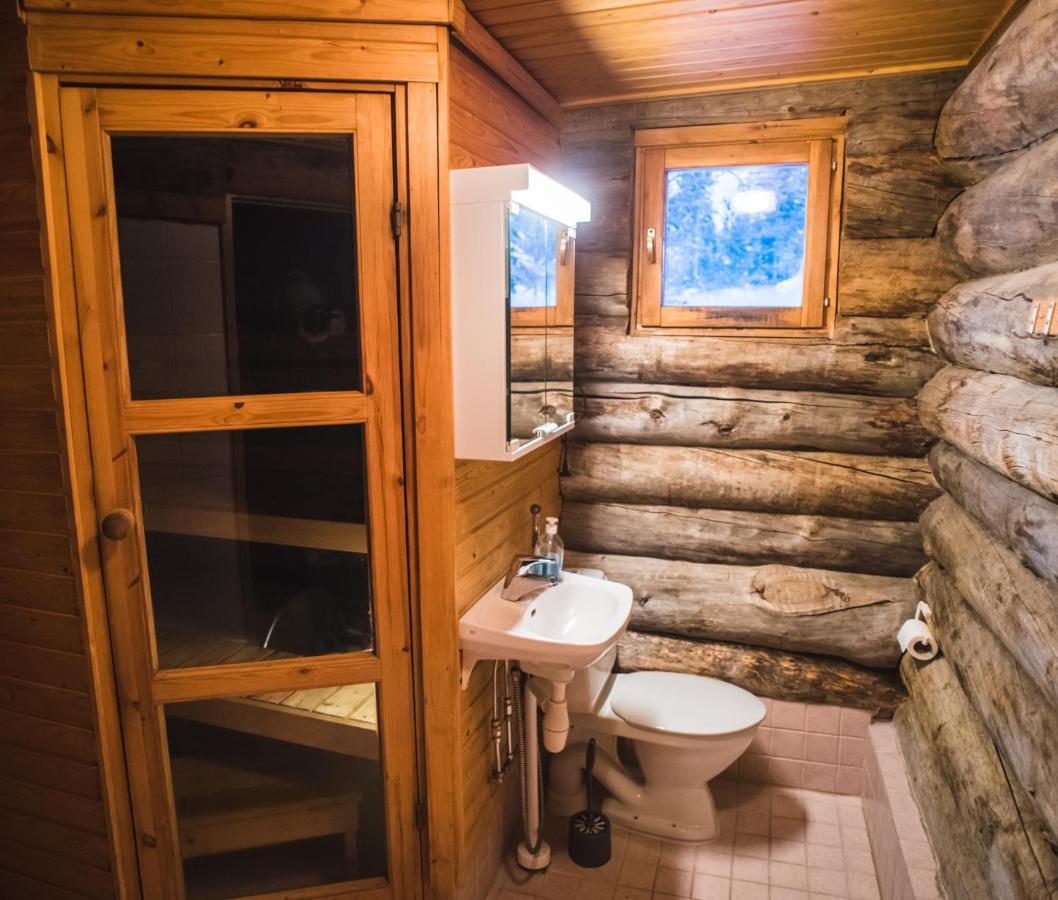 Arctic Log Cabins 사리셀카 외부 사진